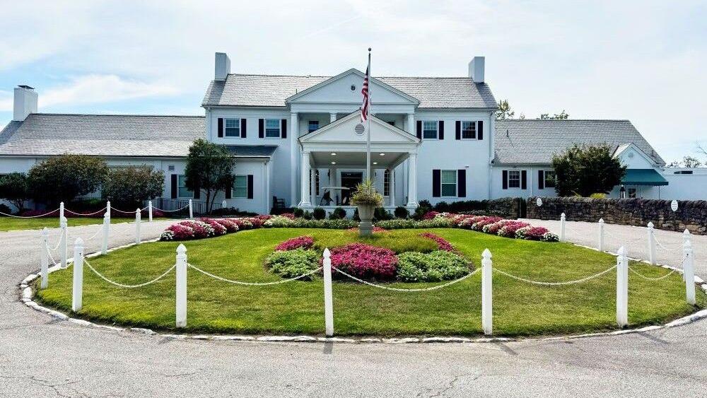 Ex-server says Edgewood Country Club enabled sexual predator